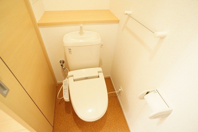 トイレ　シンプルで使いやすいトイレです