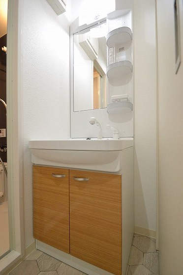 洗面設備　※別部屋の写真です