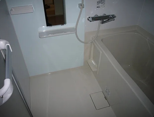 バス・シャワールーム　※同物件別部屋参考写真