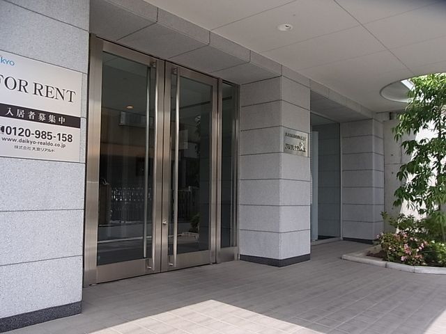 その他共有部分　綺麗なエントランス