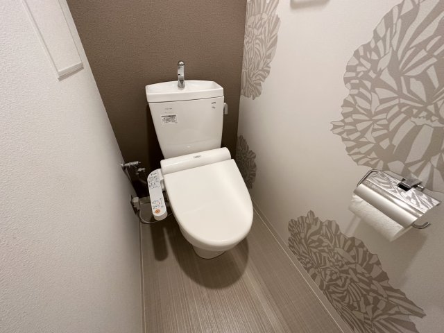 トイレ　ウォシュレット付きのトイレです！