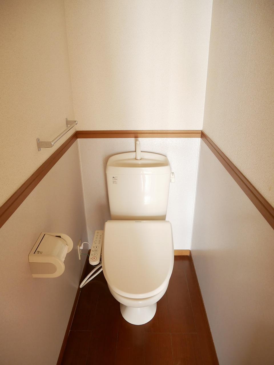 レシェンテ Bのトイレ写真