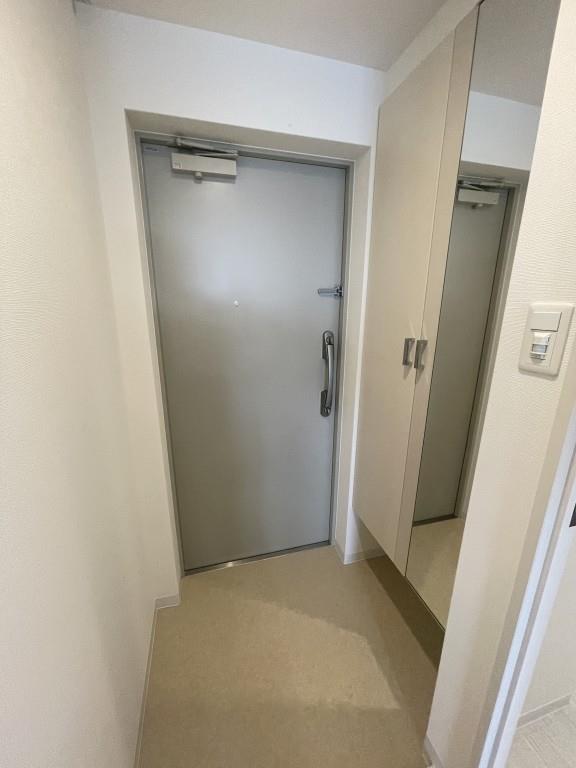 メゾンドボヌール弁天町の玄関写真