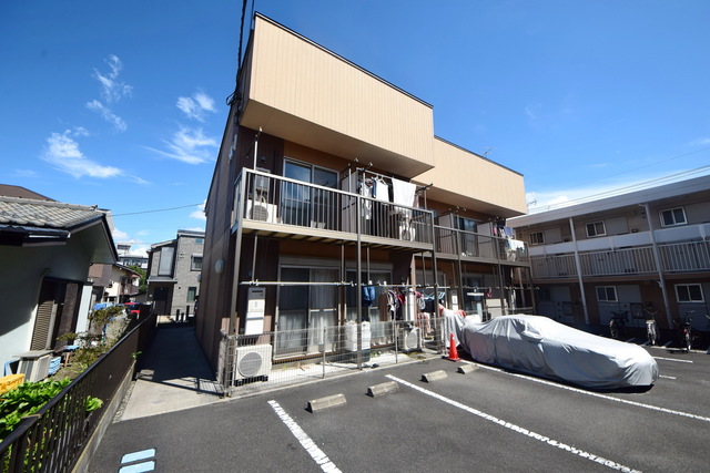 建物外観　～周辺環境ヨシっ～