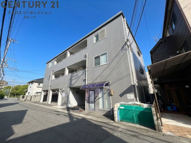 建物外観　敷地内駐車場あり！