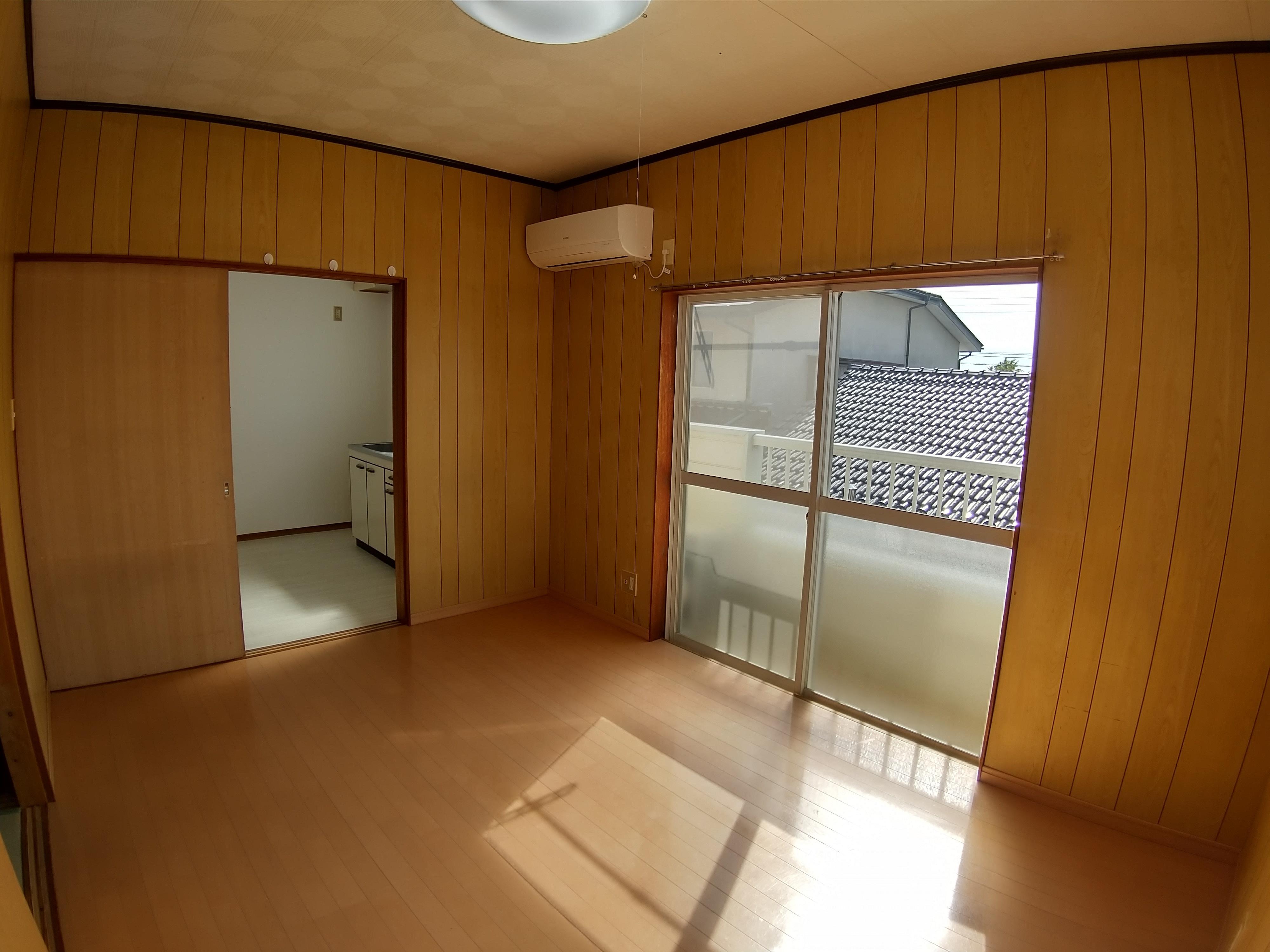 その他部屋・スペース　南側6帖洋室