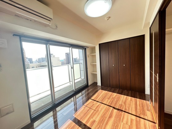 居室・リビング　※別部屋の写真です