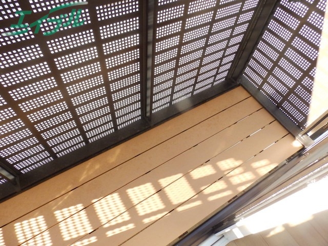 バルコニー　同物件別部屋写真