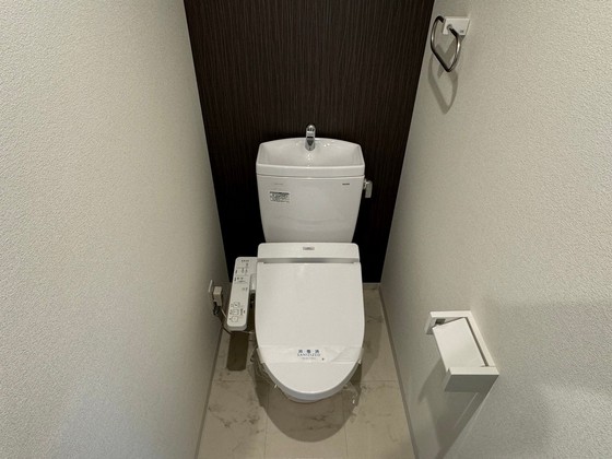 トイレ　※別部屋の写真です