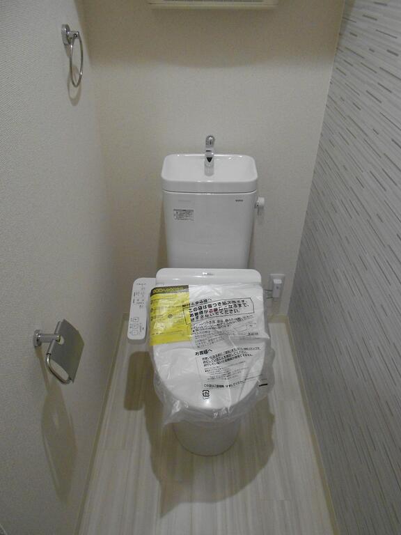 トイレ　同タイプ同モデルを使用