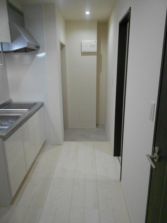 玄関　同タイプ同モデルを使用