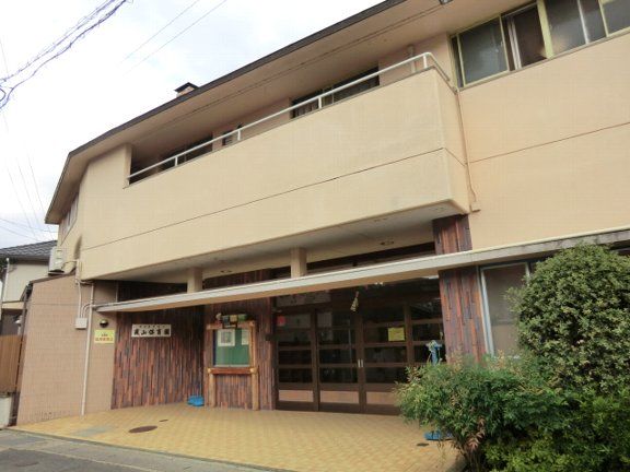 【京都市西京区嵐山朝月町のマンションの幼稚園・保育園】