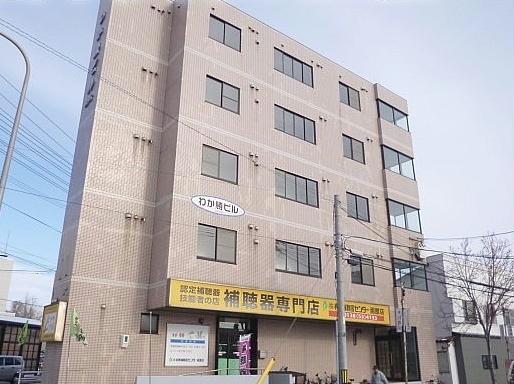 函館市堀川町のアパートの建物外観