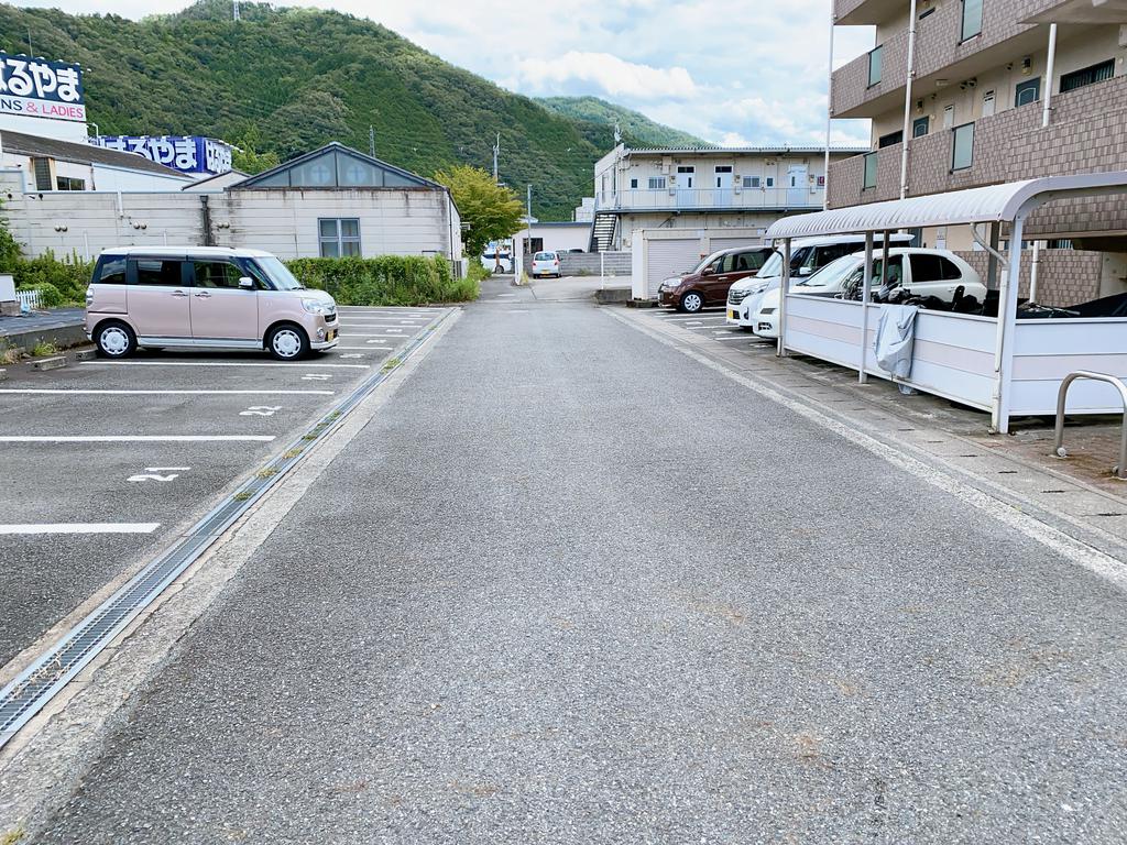 【ユーミー　和田山の駐車場】