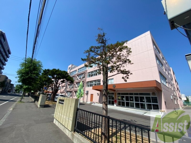 【札幌市北区北二十八条西のマンションの中学校】