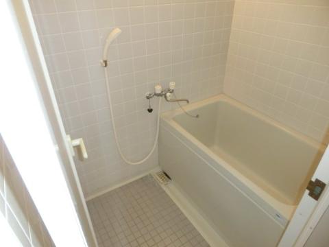 　バス・シャワールーム　浴室