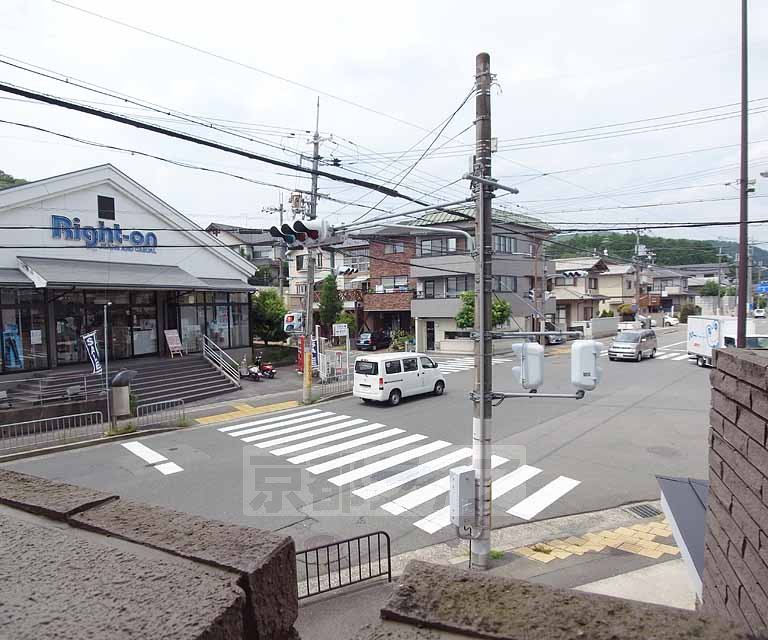 【京都市左京区岩倉北池田町のマンションの眺望】