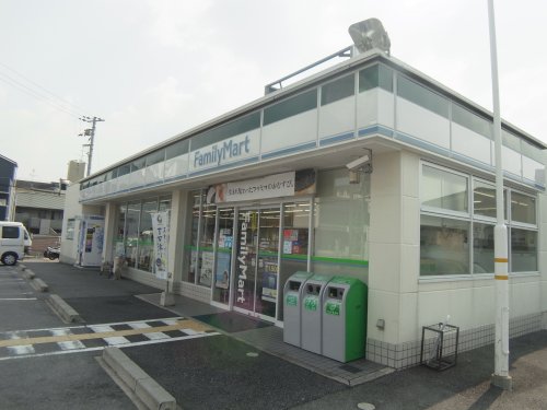 【奈良市中辻町のマンションのコンビニ】