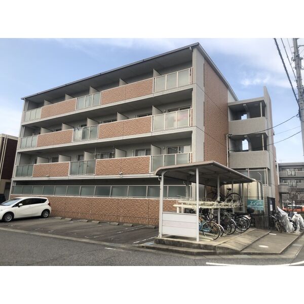 【クレセールの建物外観】