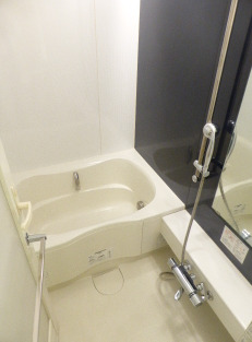 バス・シャワールーム　※別部屋の参考写真です。