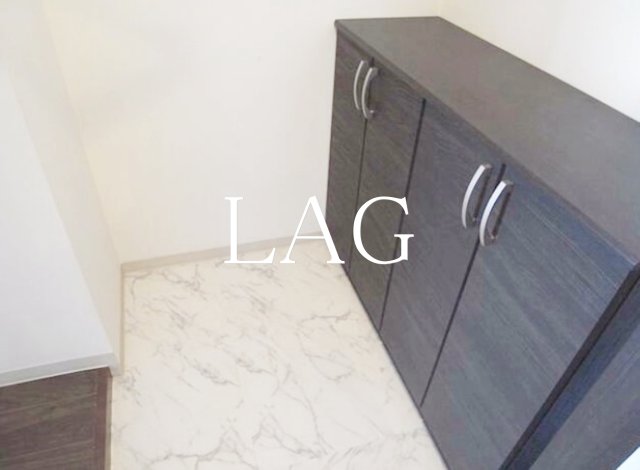 玄関　玄関です。