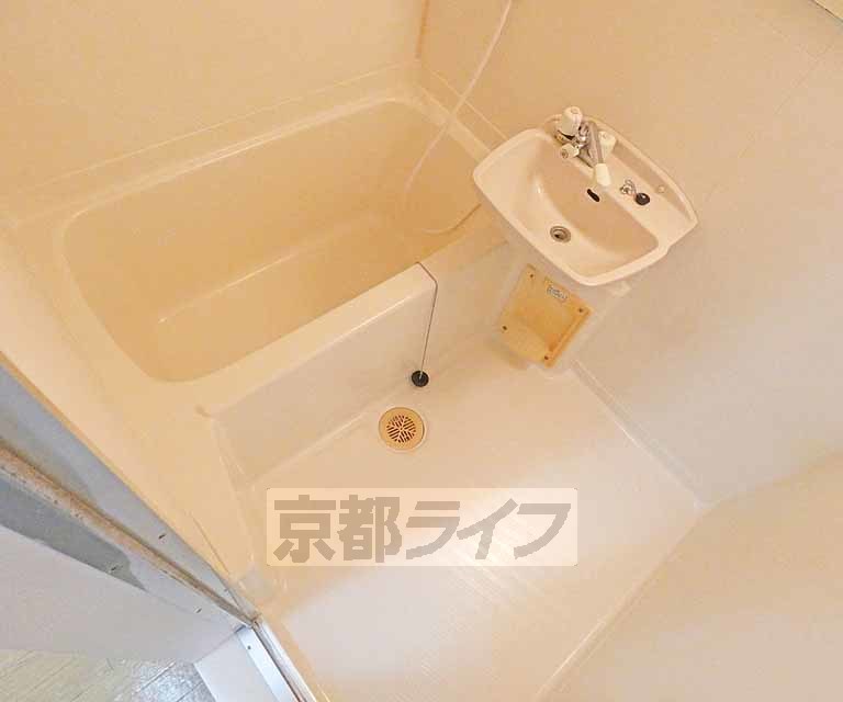 バス・シャワールーム　浴室です。