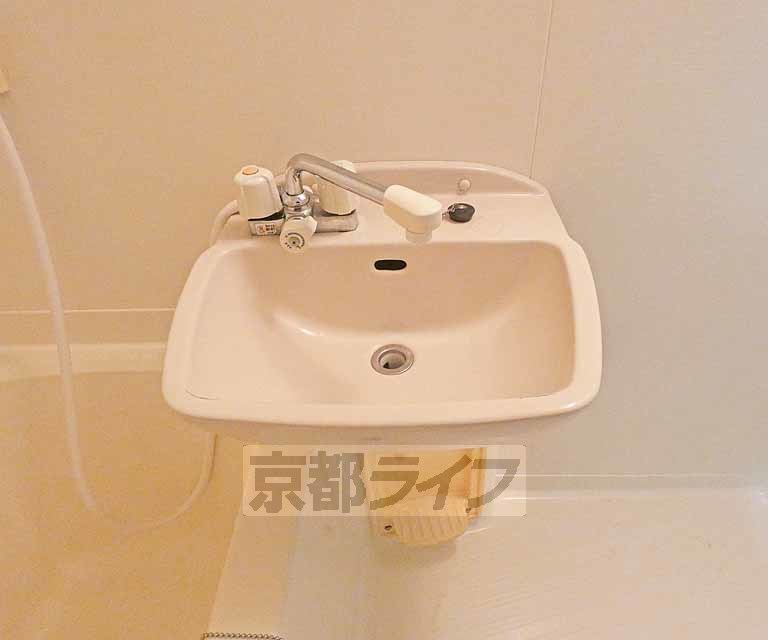 洗面設備　洗面台です。
