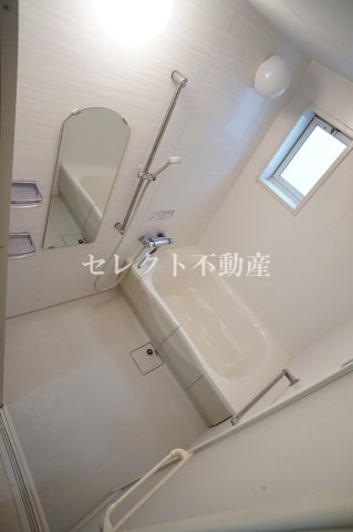 バス・シャワールーム　【ミロワール A棟 *】