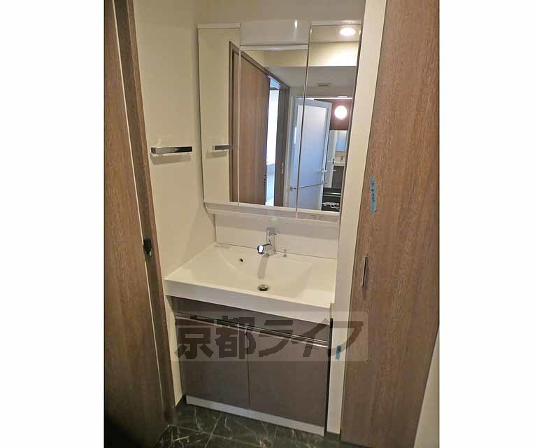 洗面設備　独立洗面台