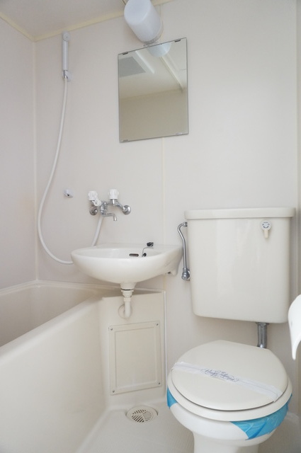 洗面設備　写真は３２２参考写真