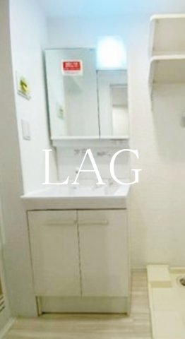 洗面設備　洗面台です。