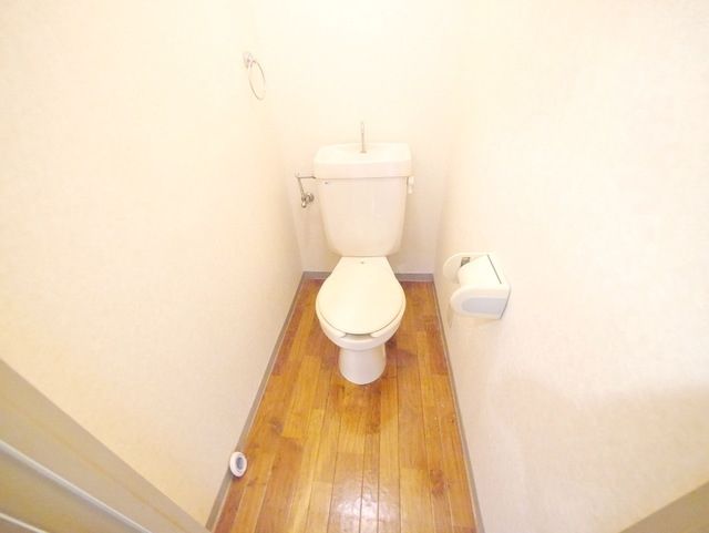 トイレ　同建物別号室参考写真です