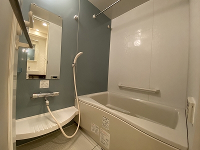 バス・シャワールーム　ゆったり過ごせるお風呂です