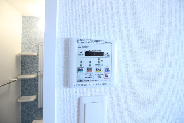 その他設備　浴室乾燥機操作パネル＾＾