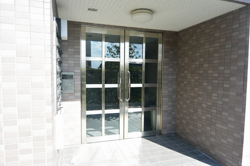 エントランス　エントランス