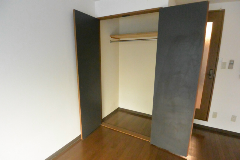 収納　洋室8帖収納