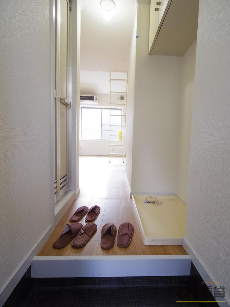 玄関　※同仕様写真です