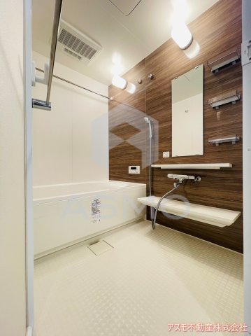 バス・シャワールーム　同マンション別部屋　参考写真