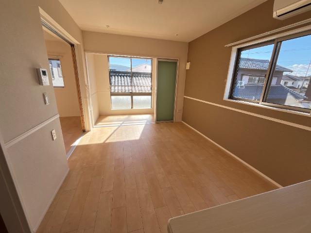 居室・リビング　リビング