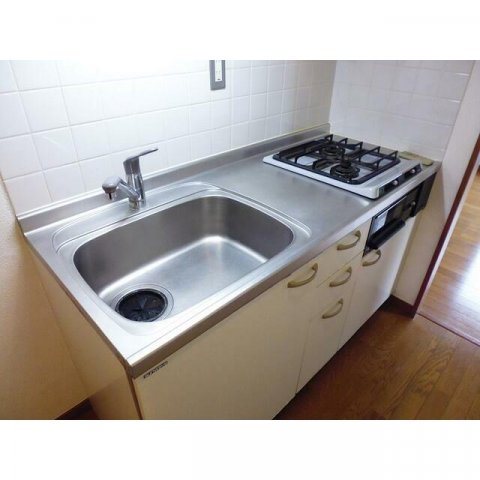 キッチン　別号室の参考写真となります