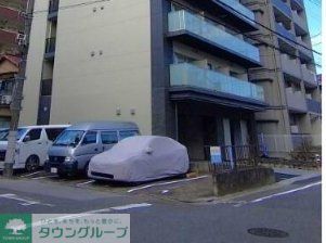 エントランス　駐車場