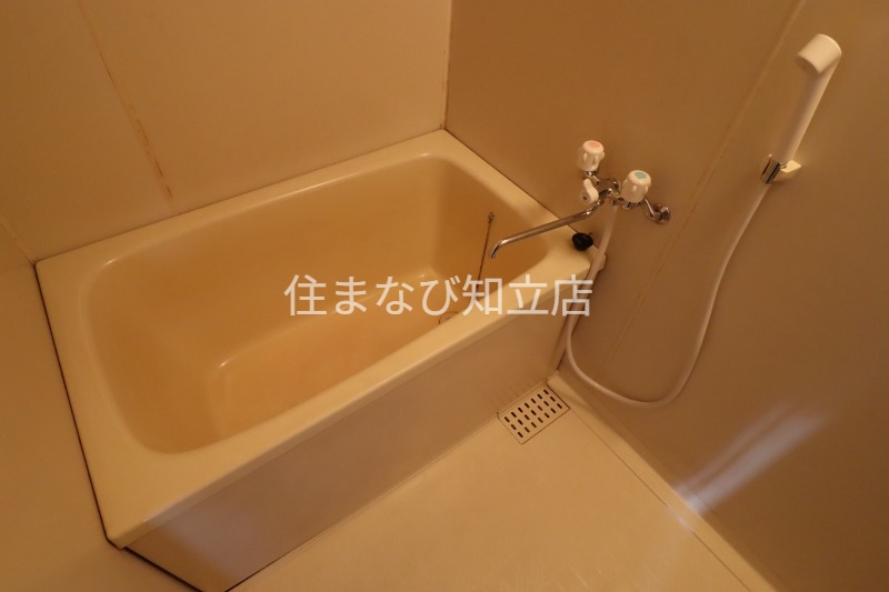 バス・シャワールーム　同型別部屋写真