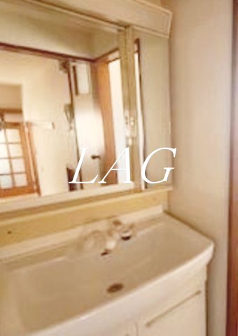 洗面設備　独立洗面台です。