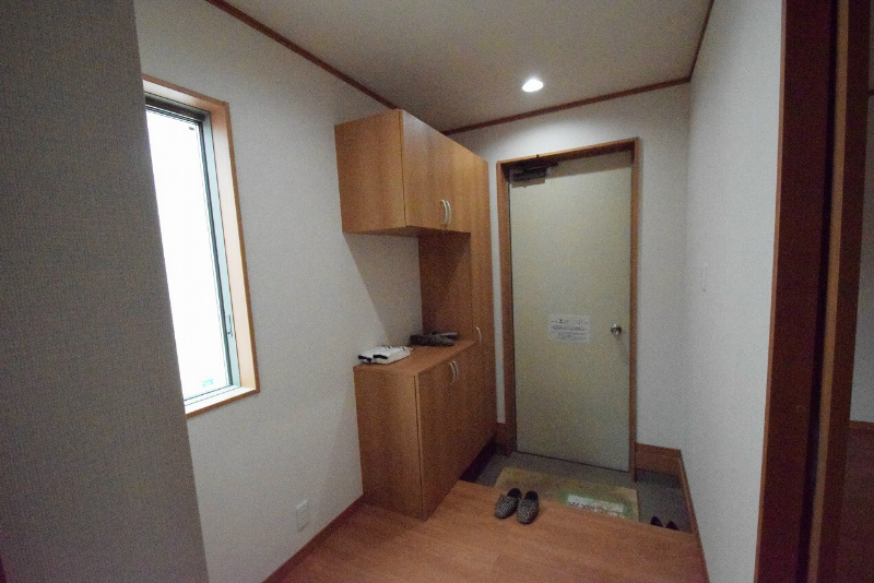 玄関　同タイプ参照