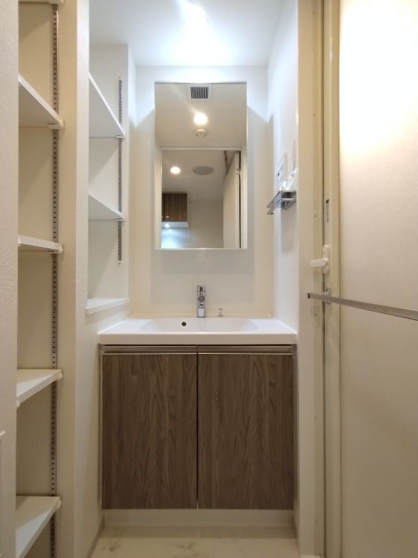 洗面設備　☆嬉しい独立洗面台☆