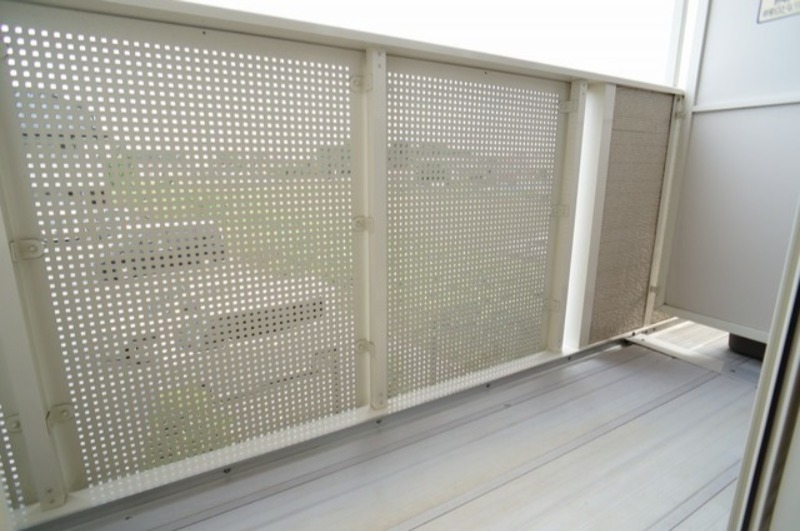 バルコニー　図面と現状に相違がある場合には現状を優先