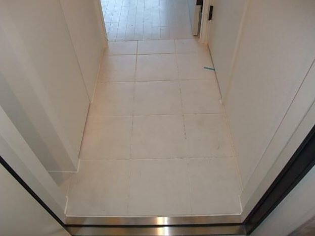 玄関　※同仕様写真含む