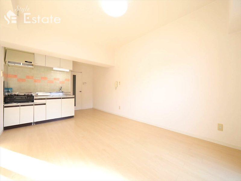 居室・リビング　LDK9.5帖/洋室6.0帖/和室6.0帖