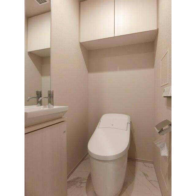 トイレ　※同仕様写真