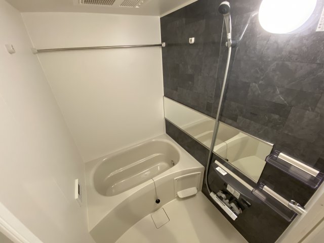 バス・シャワールーム　追い炊き機能付きバスでおすすめ！